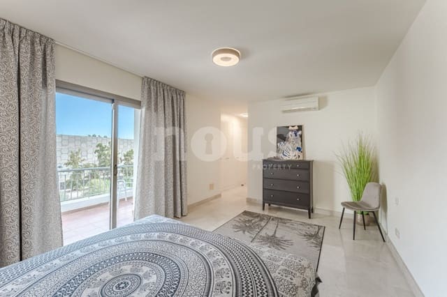 2 sovrum Lägenhet till salu i La Caleta Adeje, Adeje med pool - 695 000 € (Ref: 9075987)