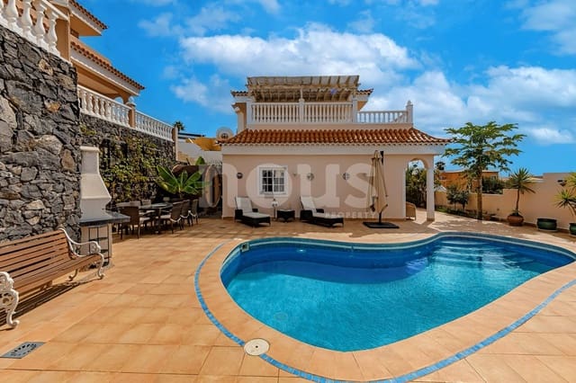 3 sypialnia Willa na sprzedaż w Callao Salvaje, Adeje z basenem - 845 000 € (Ref: 9172585)