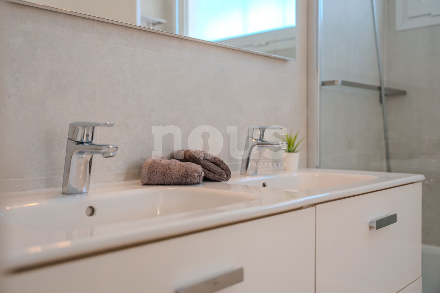 3 soveværelse Villa til salg i Playa Paraiso med swimmingpool - € 1.175.000 (Ref: 9231801)