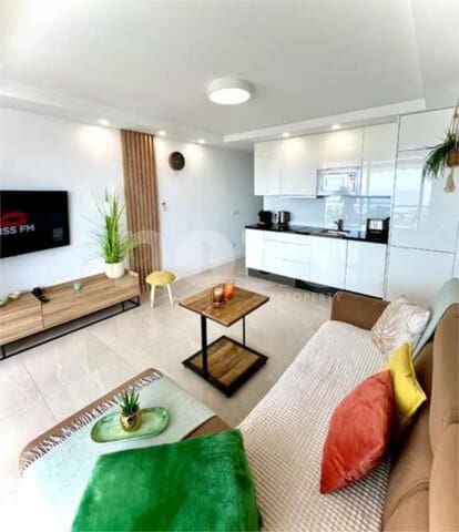 1 chambre Appartement à vendre à Playa de las Américas, Adeje avec piscine - 289 000 € (Ref: 9246071)