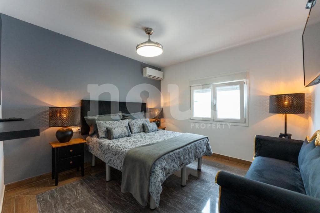 7 soverom Villa til salgs i Costa Adeje med svømmebasseng - € 1 995 000 (Ref: 9271424)