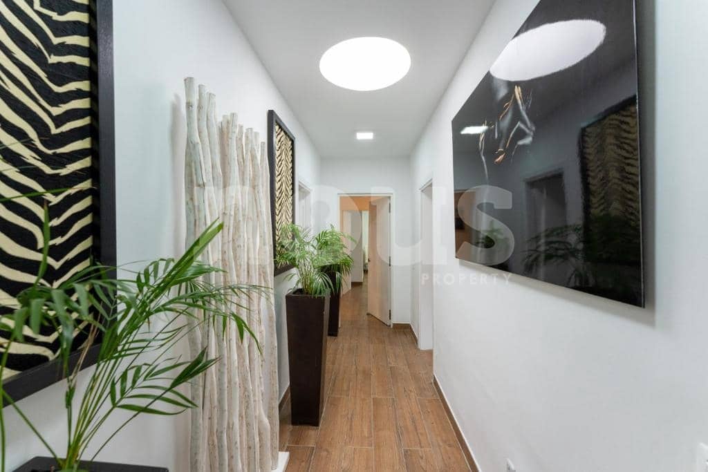 7 soverom Villa til salgs i Costa Adeje med svømmebasseng - € 1 995 000 (Ref: 9271424)