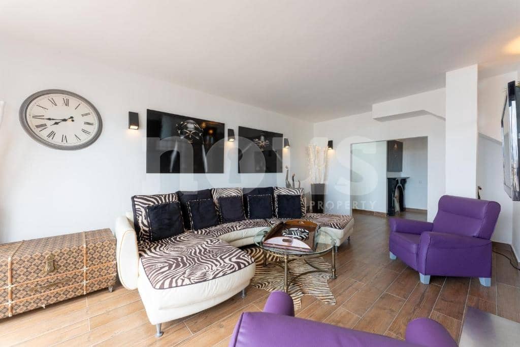 7 soverom Villa til salgs i Costa Adeje med svømmebasseng - € 1 995 000 (Ref: 9271424)