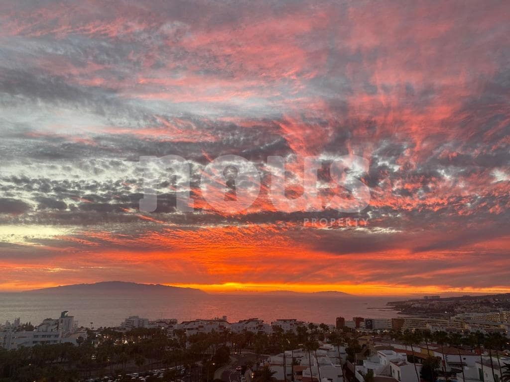 7 soverom Villa til salgs i Costa Adeje med svømmebasseng - € 1 995 000 (Ref: 9271424)