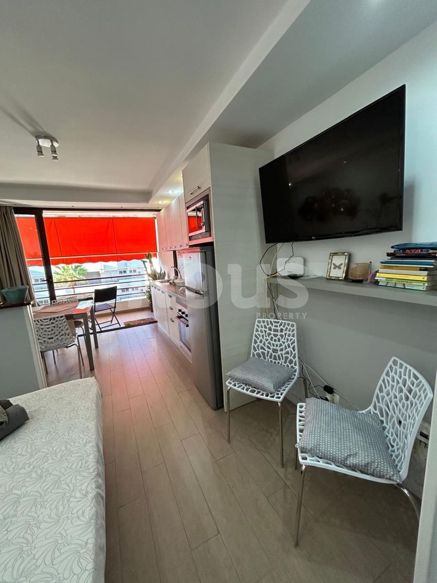 Studio te koop in Costa Adeje met zwembad - € 255.000 (Ref: 9293942)