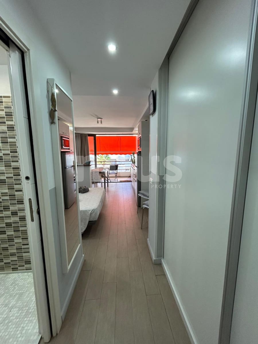 Studio te koop in Costa Adeje met zwembad - € 255.000 (Ref: 9293942)