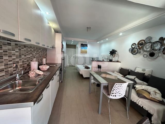 Studio te koop in Playa de las Américas, Adeje met zwembad - € 255.000 (Ref: 9293942)