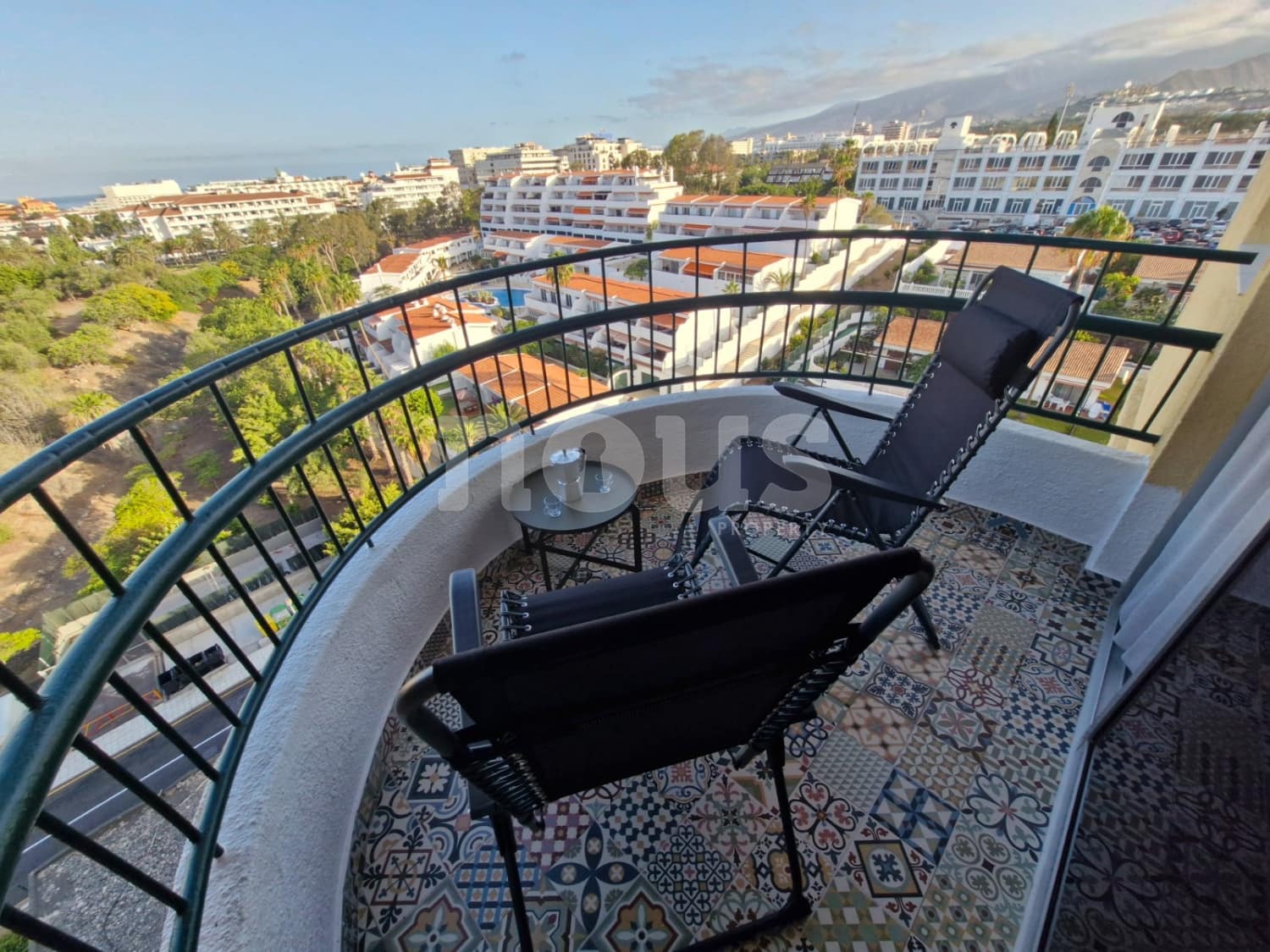 1 makuuhuone Huoneisto myytävänä paikassa Los Cristianos mukana uima-altaan - 565 000 € (Ref: 9337163)