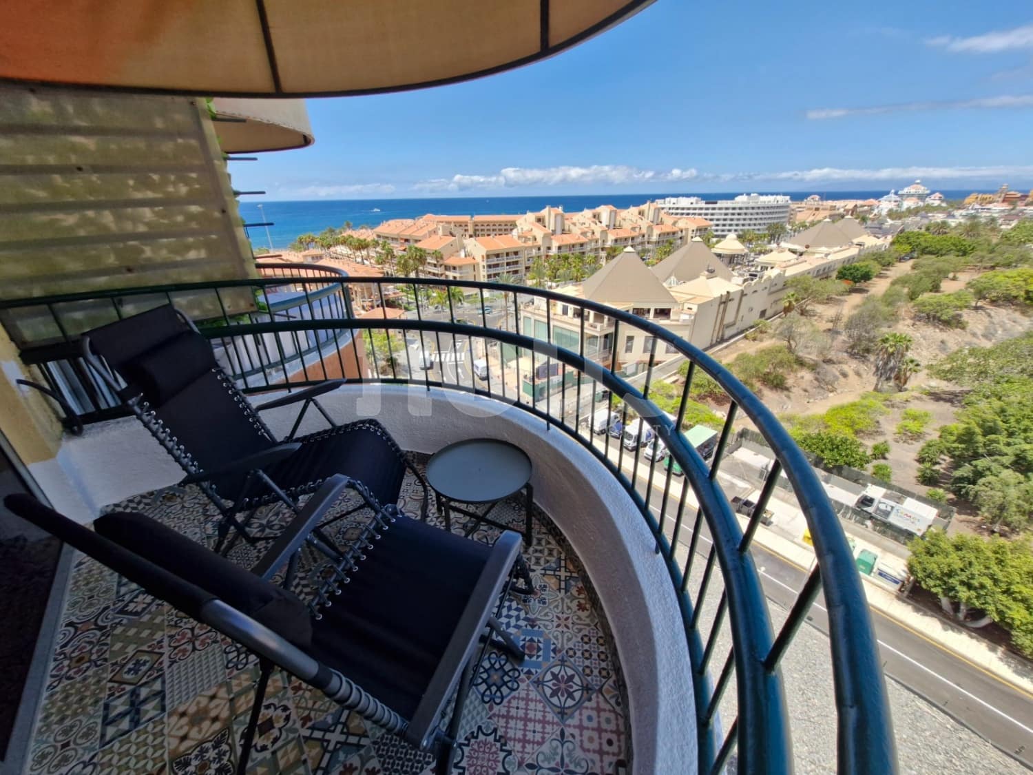 1 makuuhuone Huoneisto myytävänä paikassa Los Cristianos mukana uima-altaan - 565 000 € (Ref: 9337163)