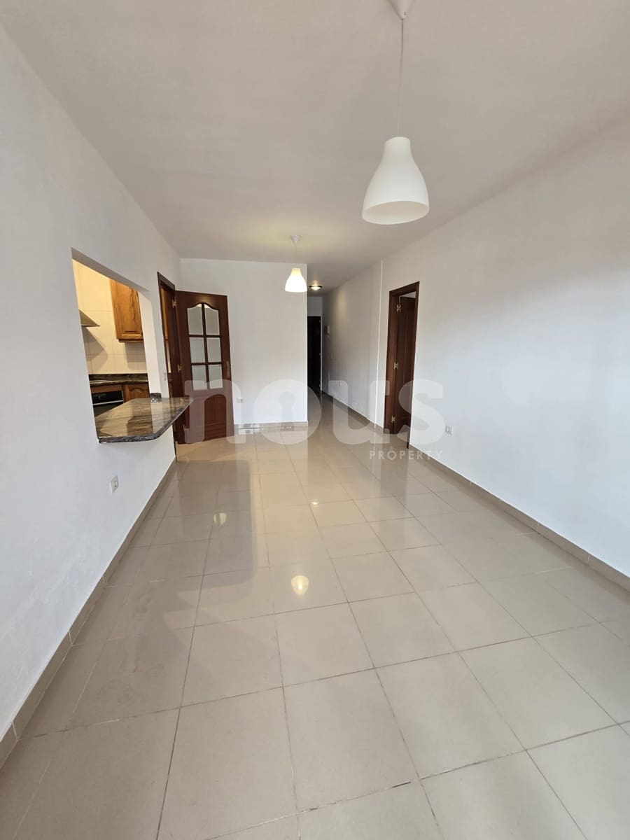 2 slaapkamer Appartement te koop in Costa del Silencio met zwembad - € 285.000 (Ref: 9401745)