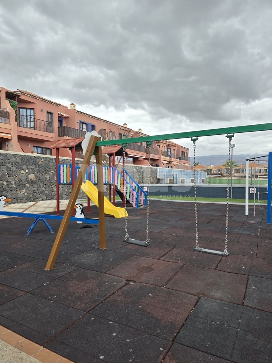 2 slaapkamer Appartement te koop in Costa del Silencio met zwembad - € 285.000 (Ref: 9401745)