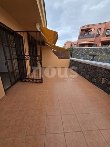 2 slaapkamer Appartement te koop in Costa del Silencio, Arona met zwembad - € 285.000 (Ref: 9401745)