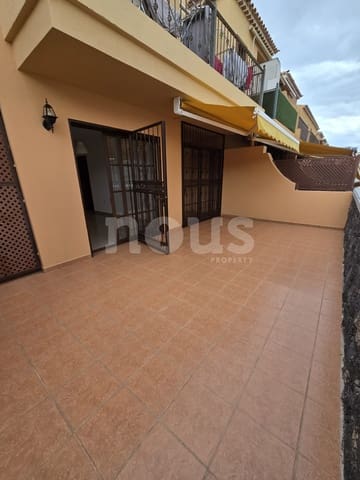 2 slaapkamer Appartement te koop in Costa del Silencio, Arona met zwembad - € 285.000 (Ref: 9401745)