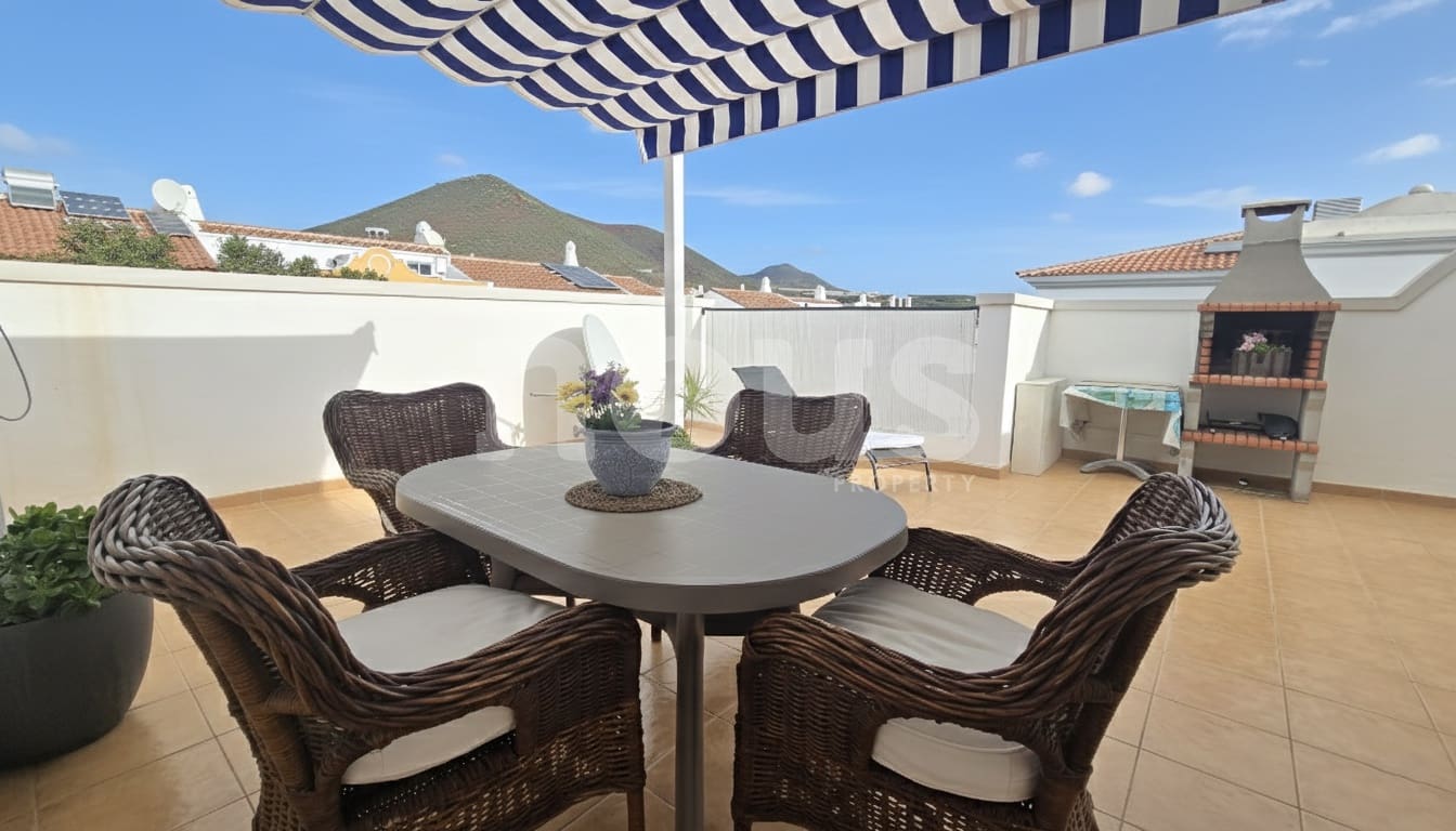 2 soveværelse Penthouse til salg i Llano del Camello med swimmingpool - € 439.000 (Ref: 9428139)