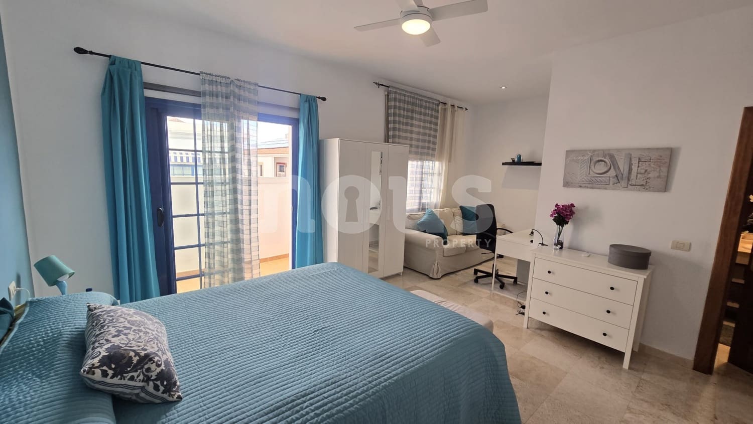 2 soveværelse Penthouse til salg i Llano del Camello med swimmingpool - € 439.000 (Ref: 9428139)