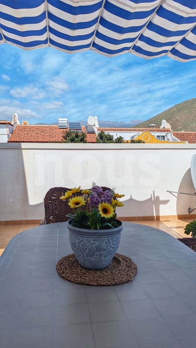 2 bedroom Penthouse for sale in Llano del Camello with pool - € 439,000 (Ref: 9428139)