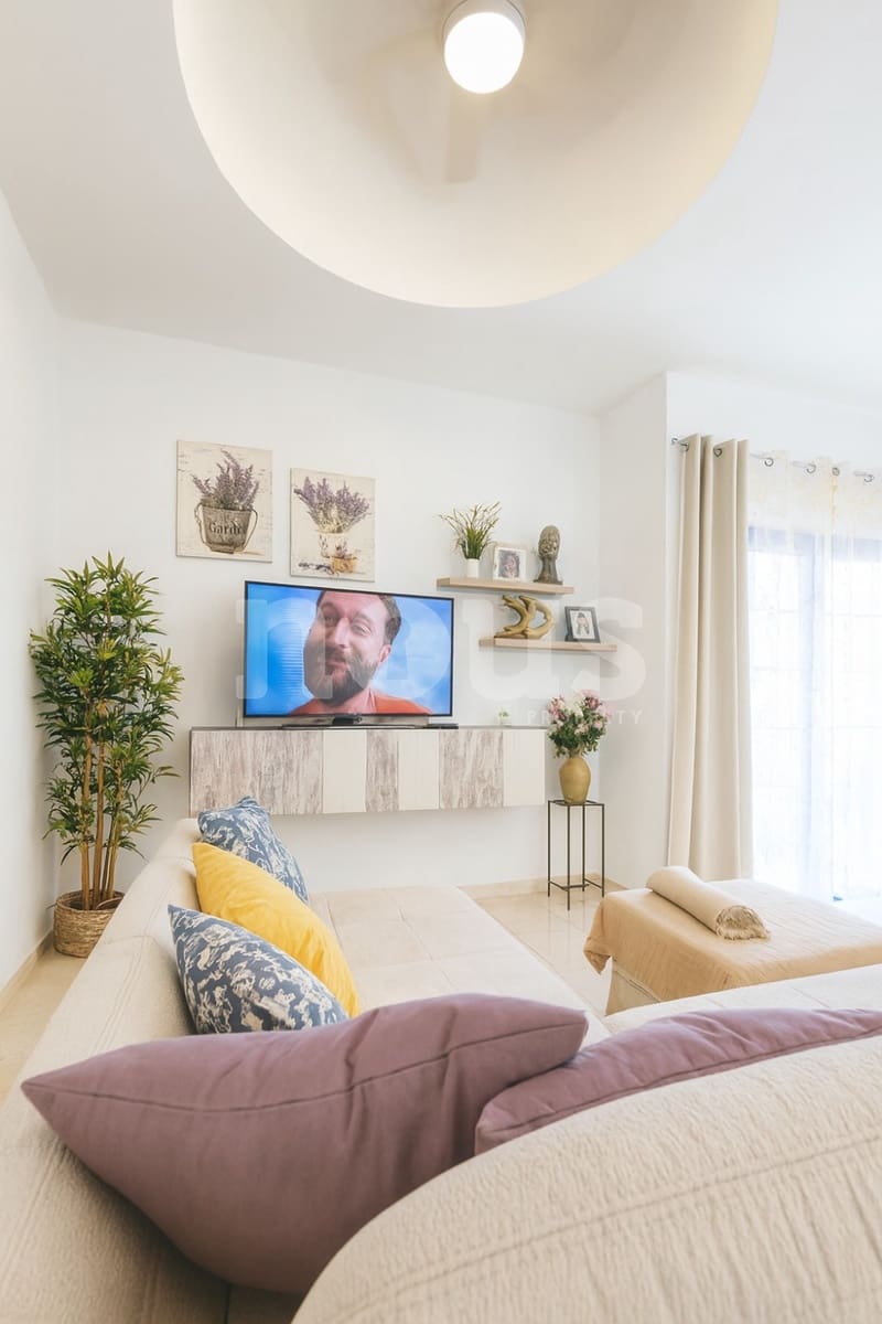 2 bedroom Penthouse for sale in Llano del Camello with pool garage - € 399,990 (Ref: 9428139)