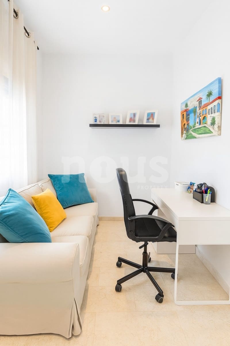 2 bedroom Penthouse for sale in Llano del Camello with pool garage - € 399,990 (Ref: 9428139)