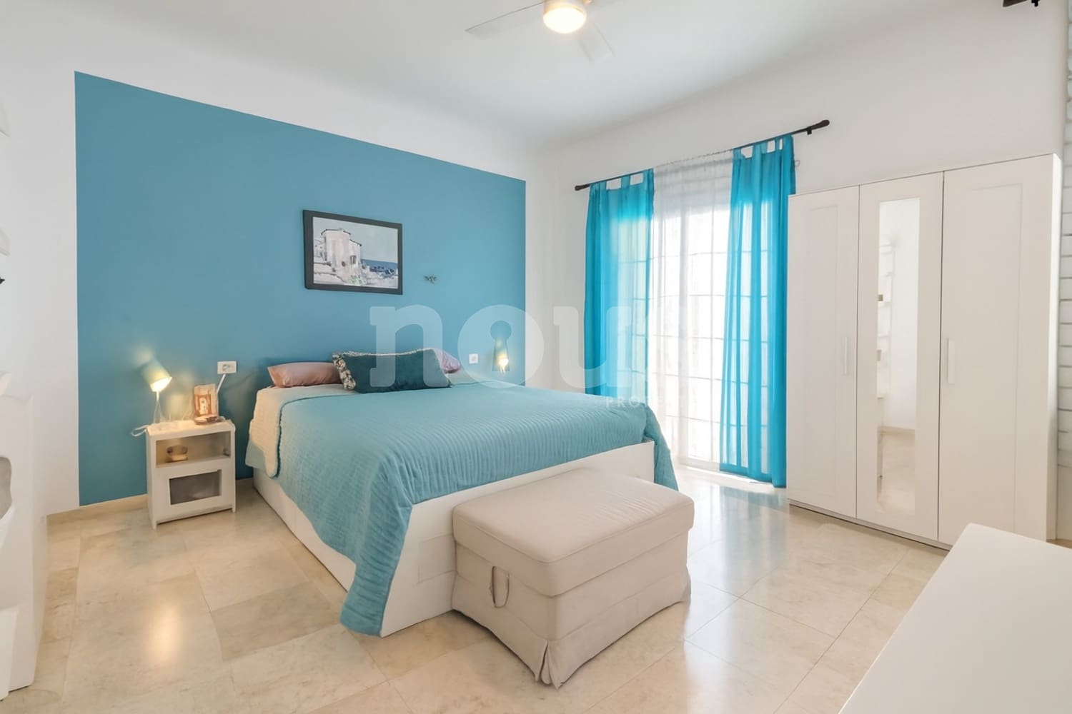 2 bedroom Penthouse for sale in Llano del Camello with pool garage - € 399,990 (Ref: 9428139)
