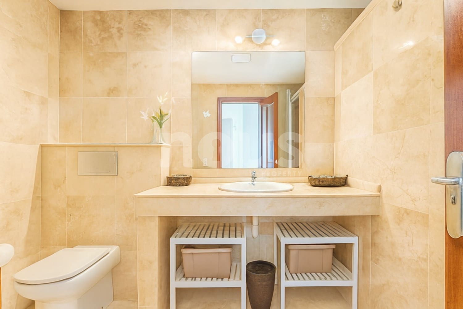 2 bedroom Penthouse for sale in Llano del Camello with pool garage - € 399,990 (Ref: 9428139)