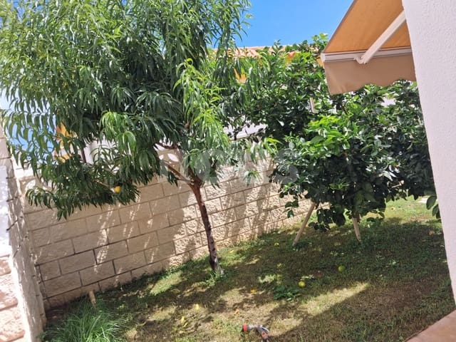 3 sypialnia Bungalow na sprzedaż w Callao Salvaje, Adeje z basenem - 450 000 € (Ref: 9436445)