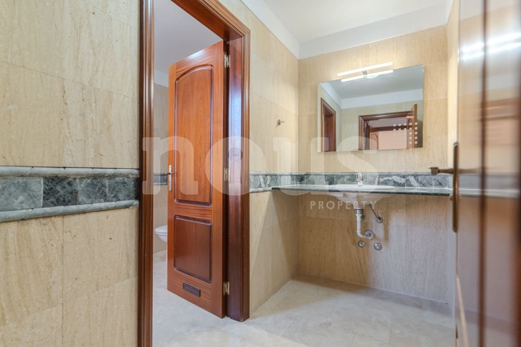 3 soverom Rekkehus til salgs i Playa del Duque med svømmebasseng - € 1 280 000 (Ref: 9469893)