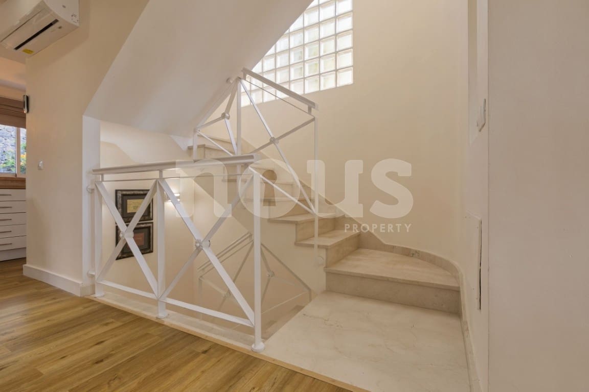 4 sypialnia Willa na sprzedaż w Puerto Santiago z basenem - 1 125 000 € (Ref: 9469894)