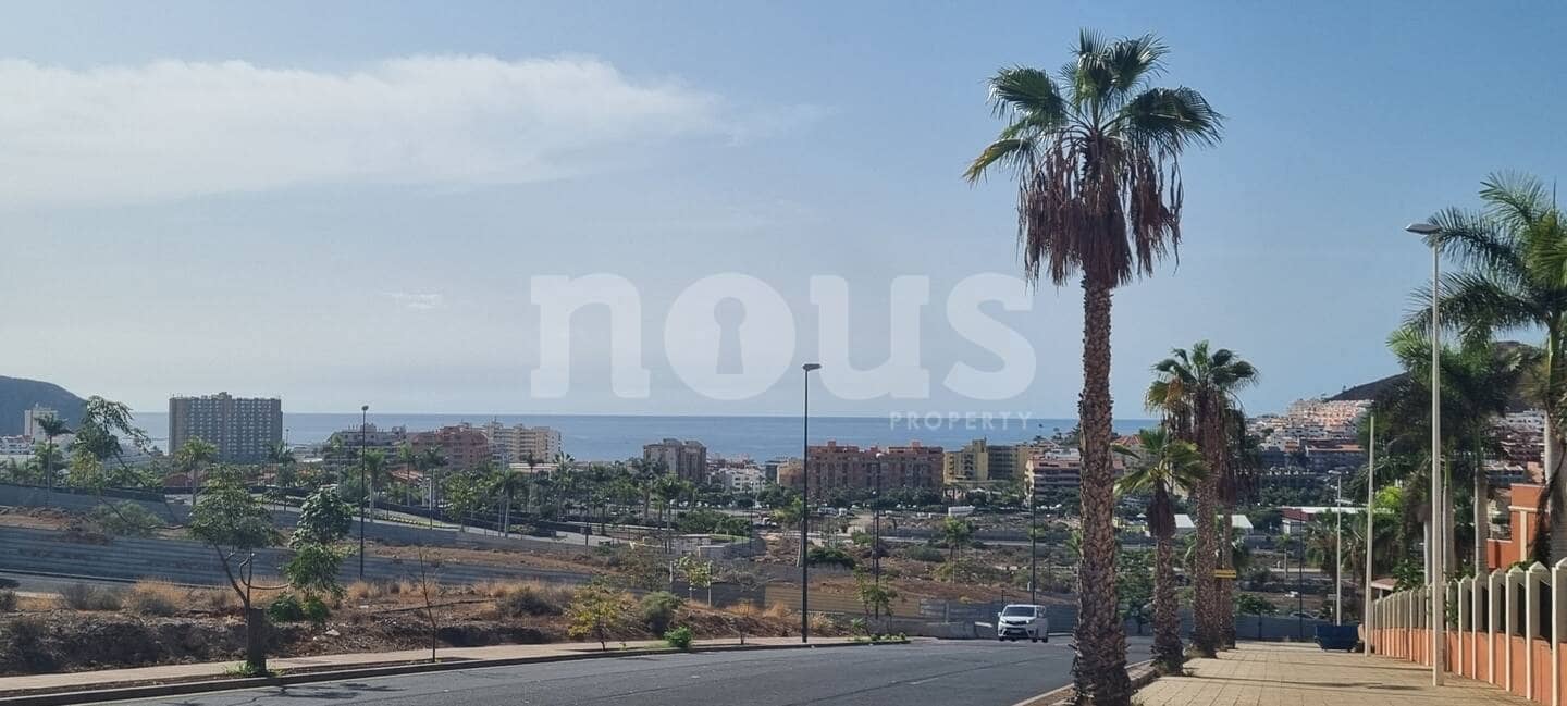 2 Zimmer Apartment zu verkaufen in Los Cristianos mit Pool - 290.000 € (Ref: 9469895)