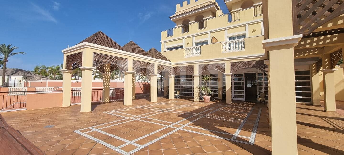 2 Zimmer Apartment zu verkaufen in Los Cristianos mit Pool - 290.000 € (Ref: 9469895)