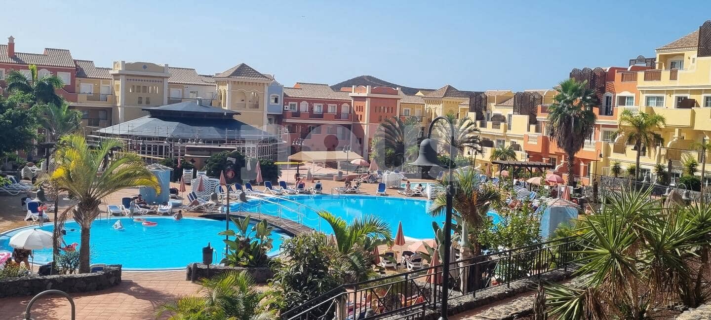 2 Zimmer Apartment zu verkaufen in Los Cristianos mit Pool - 290.000 € (Ref: 9469895)