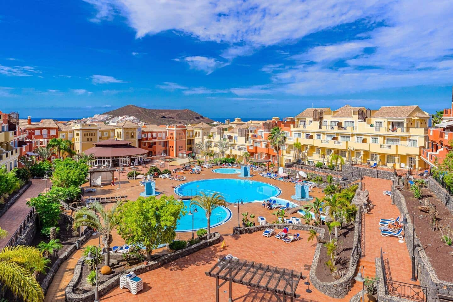 2 Zimmer Apartment zu verkaufen in Los Cristianos mit Pool - 290.000 € (Ref: 9469895)