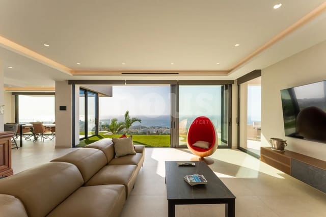 3 Zimmer Villa zu verkaufen in La Caldera, Adeje mit Pool - 5.900.000 € (Ref: 9488019)