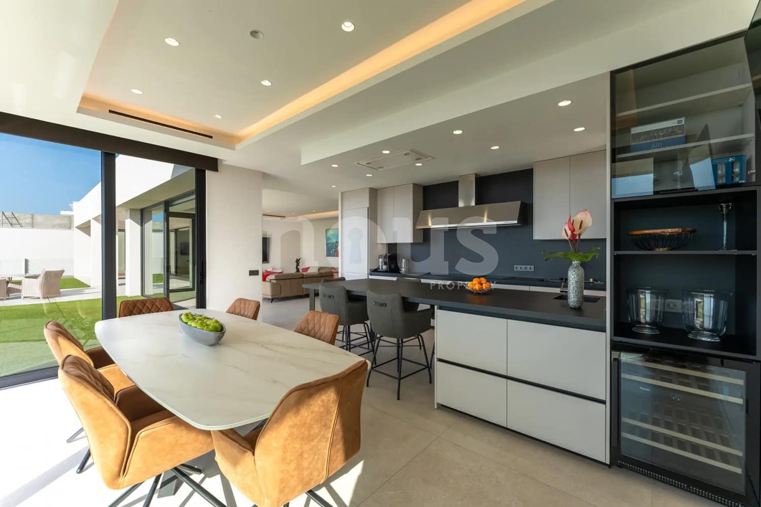 3 Zimmer Villa zu verkaufen in Costa Adeje mit Pool - 5.900.000 € (Ref: 9488019)