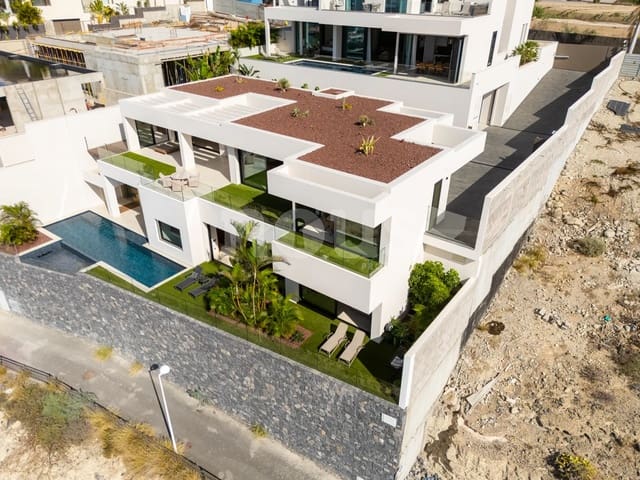 3 Zimmer Villa zu verkaufen in La Caldera, Adeje mit Pool - 5.900.000 € (Ref: 9488019)