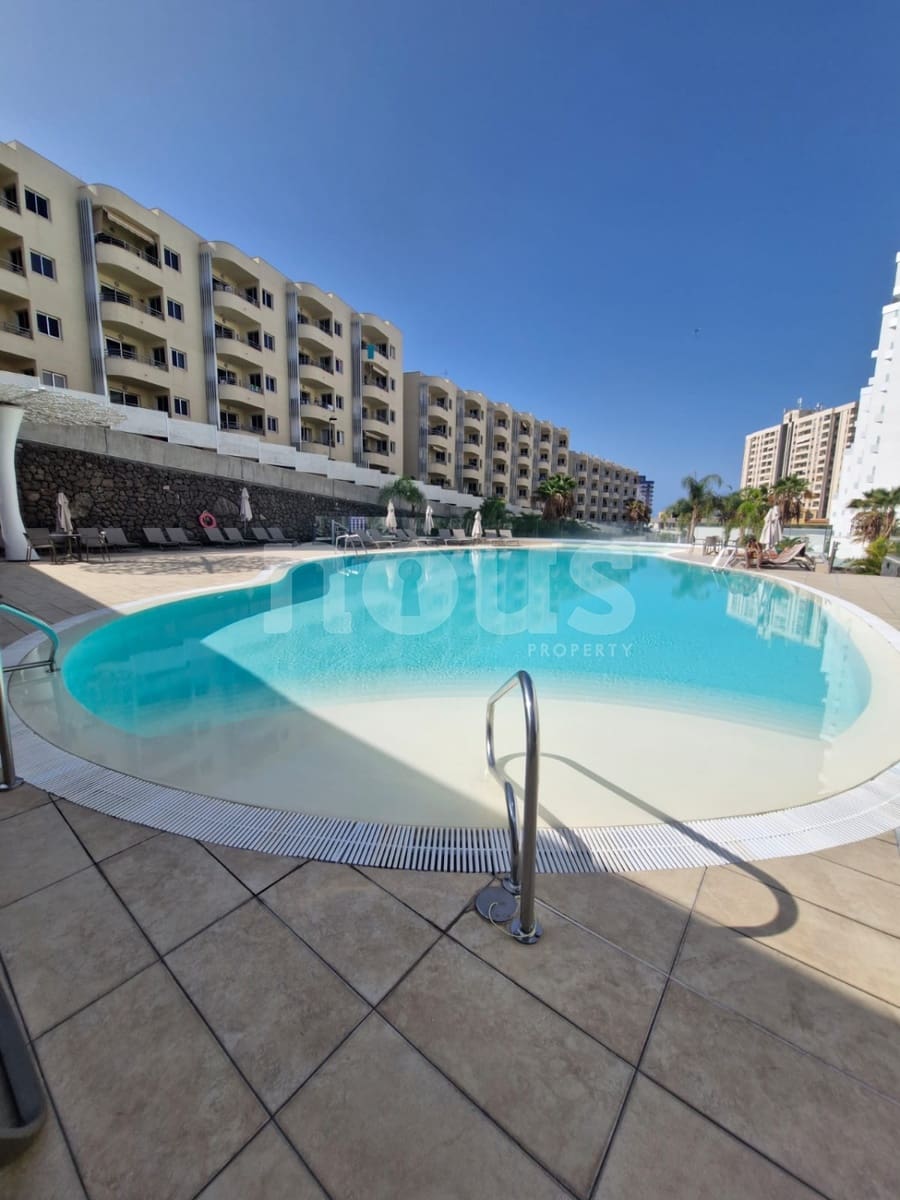 3 makuuhuone Huoneisto myytävänä paikassa Playa Paraiso mukana uima-altaan - 690 000 € (Ref: 9490870)