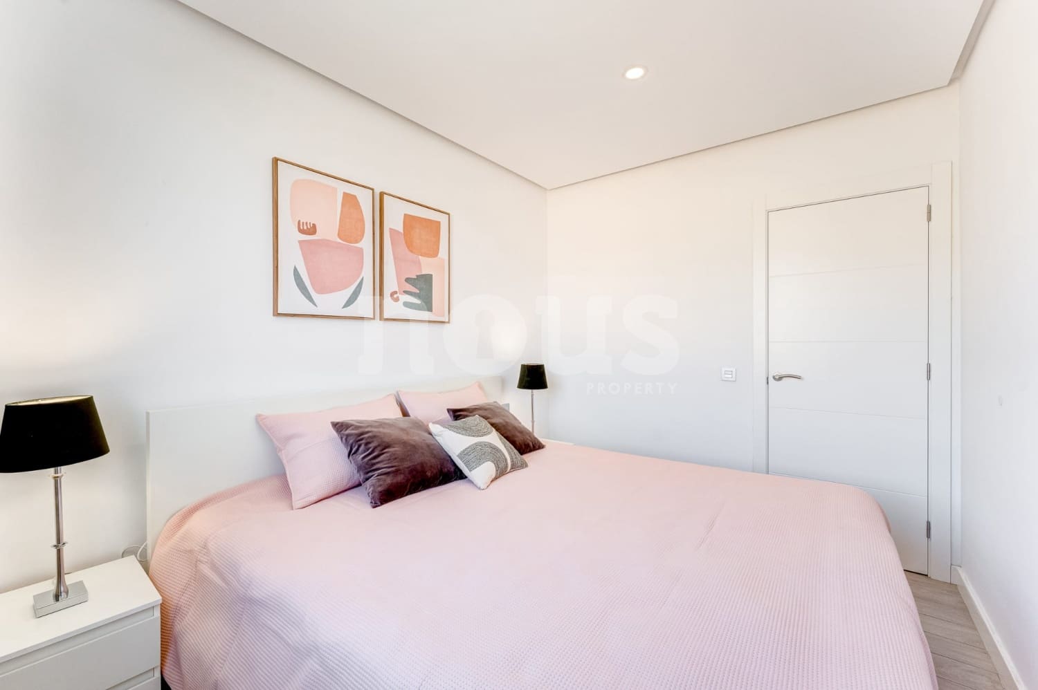 3 makuuhuone Huoneisto myytävänä paikassa Playa Paraiso mukana uima-altaan - 690 000 € (Ref: 9490870)