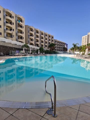 3 makuuhuone Huoneisto myytävänä paikassa Playa Paraiso, Adeje mukana uima-altaan - 690 000 € (Ref: 9490870)