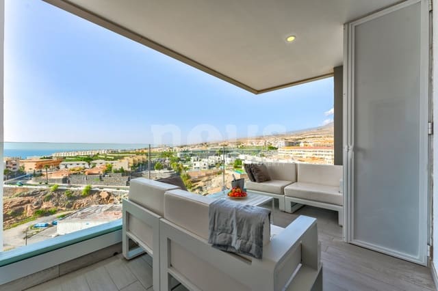 3 makuuhuone Huoneisto myytävänä paikassa Playa Paraiso, Adeje mukana uima-altaan - 690 000 € (Ref: 9490870)