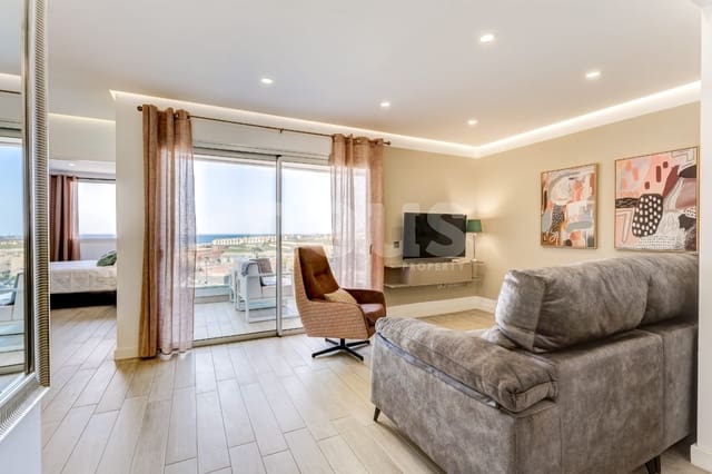 3 makuuhuone Huoneisto myytävänä paikassa Playa Paraiso, Adeje mukana uima-altaan - 690 000 € (Ref: 9490870)