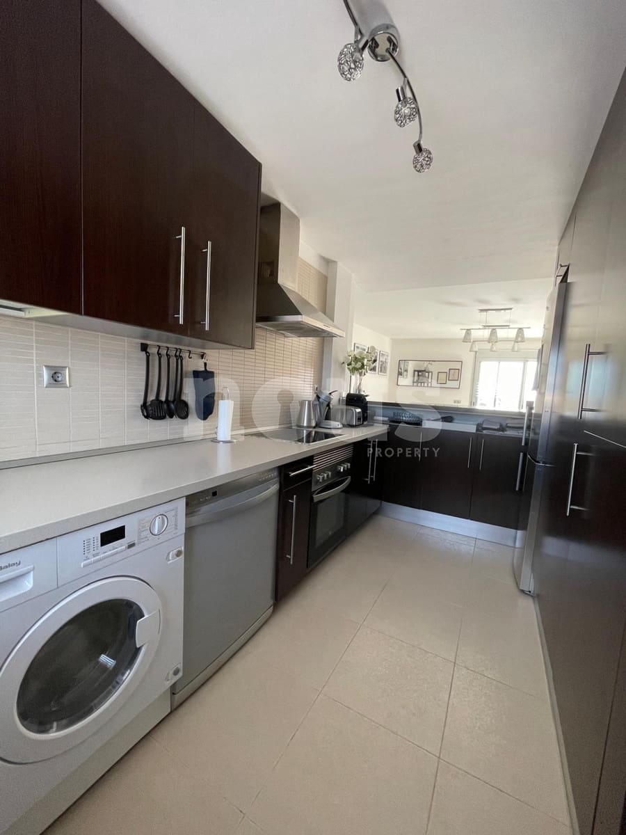 2 makuuhuone Kattohuoneisto myytävänä paikassa Playa Paraiso mukana uima-altaan - 550 000 € (Ref: 9579012)