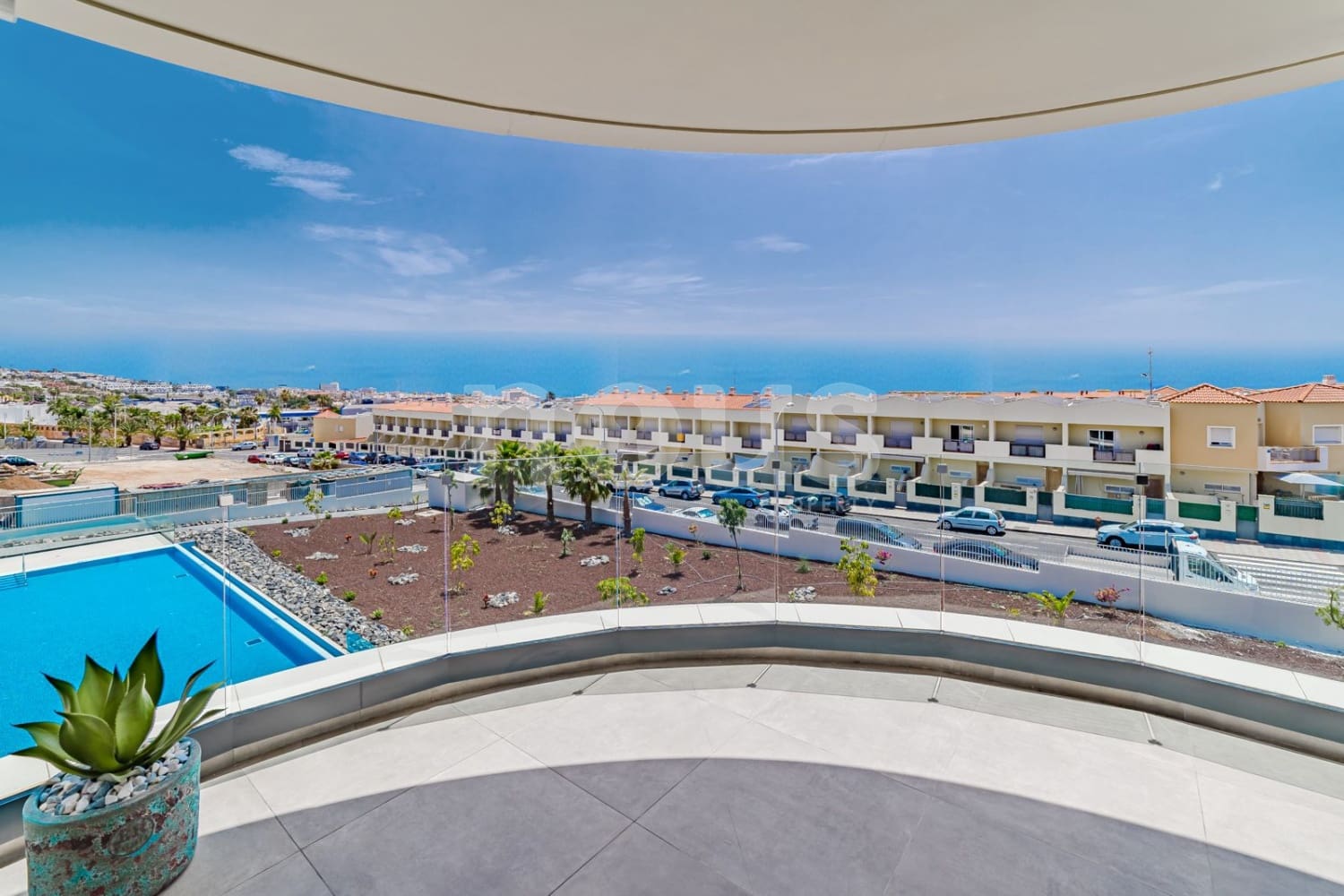 3 sypialnia Penthouse na sprzedaż w El Madronal z basenem - 1 145 000 € (Ref: 9579013)