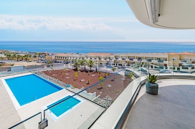 3 sypialnia Penthouse na sprzedaż w El Madroñal, Adeje z basenem - 1 145 000 € (Ref: 9579013)