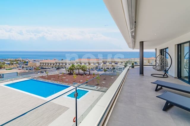 3 sypialnia Penthouse na sprzedaż w El Madroñal, Adeje z basenem - 1 145 000 € (Ref: 9579013)