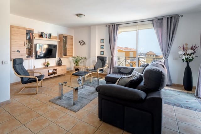 2 sypialnia Penthouse na sprzedaż w Los Cristianos, Arona z basenem - 587 000 € (Ref: 9593297)