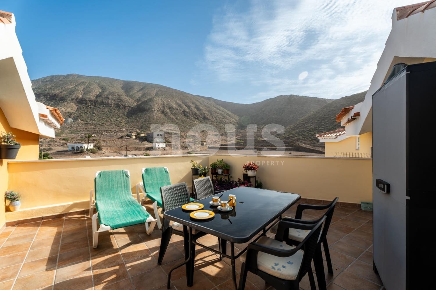 2 sypialnia Penthouse na sprzedaż w Los Cristianos z basenem - 587 000 € (Ref: 9593297)