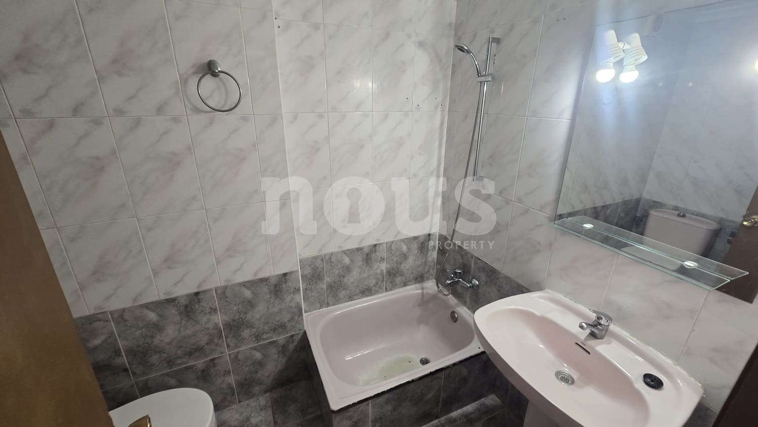 2 bedroom Apartment for sale in Los Cristianos with pool - € 380,000 (Ref: 9593298)