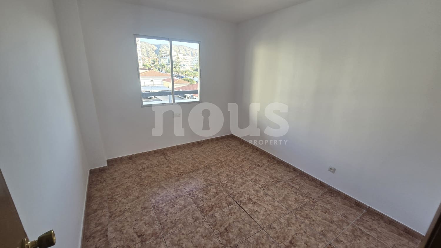 2 bedroom Apartment for sale in Los Cristianos with pool - € 380,000 (Ref: 9593298)
