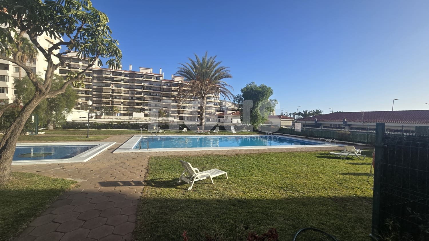 2 bedroom Apartment for sale in Los Cristianos with pool - € 380,000 (Ref: 9593298)