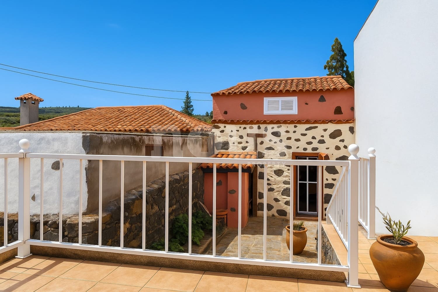 2 bedroom Terraced Villa for sale in Taucho - € 425,000 (Ref: 9620679)