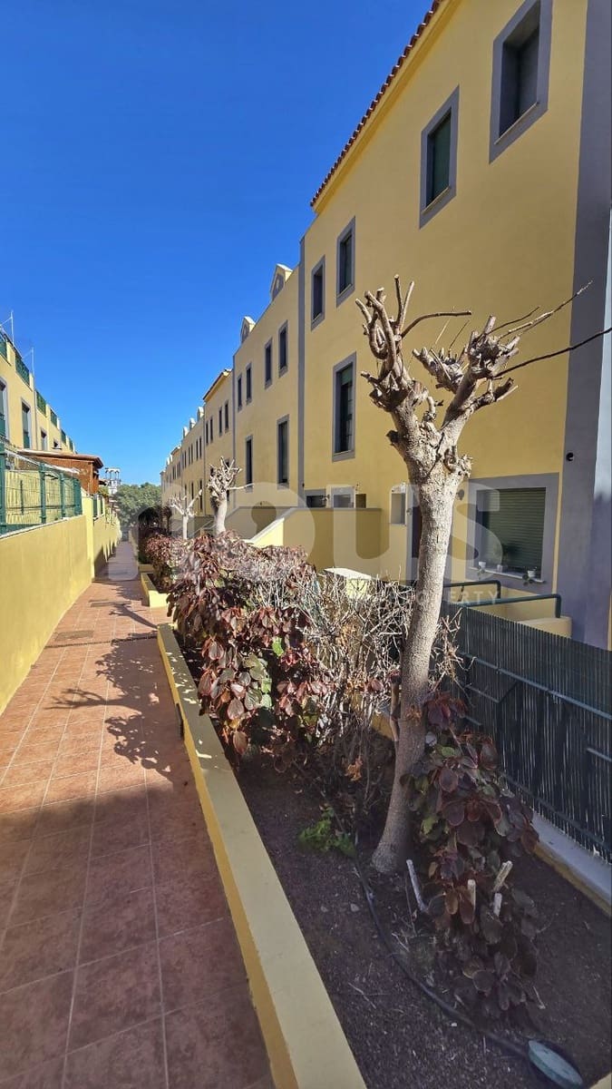 3 makuuhuone Rivitalo myytävänä paikassa Llano del Camello mukana uima-altaan - 409 950 € (Ref: 9631398)